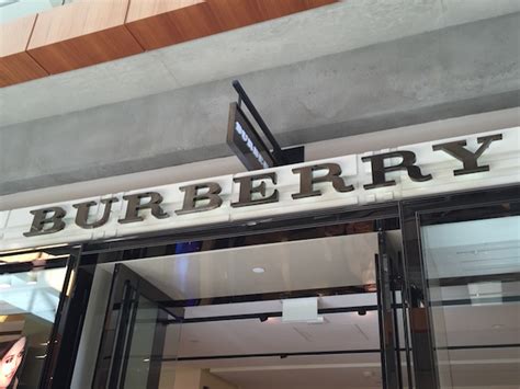 burberry newr me|burberry store locations near me.